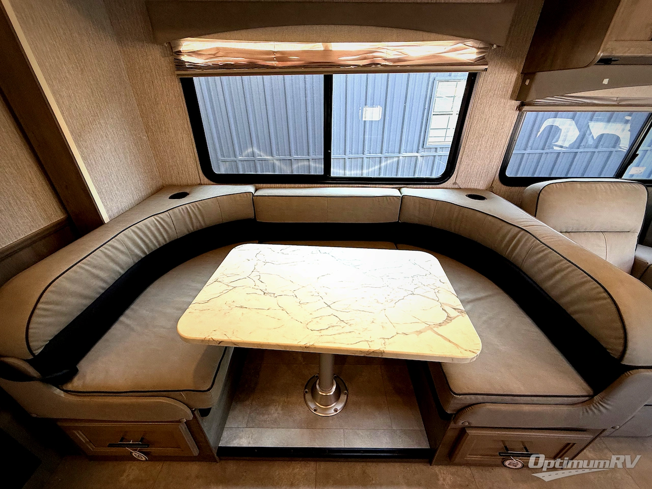 2021 Coachmen Freelander Premier 31MB Ford 450 Photo 10