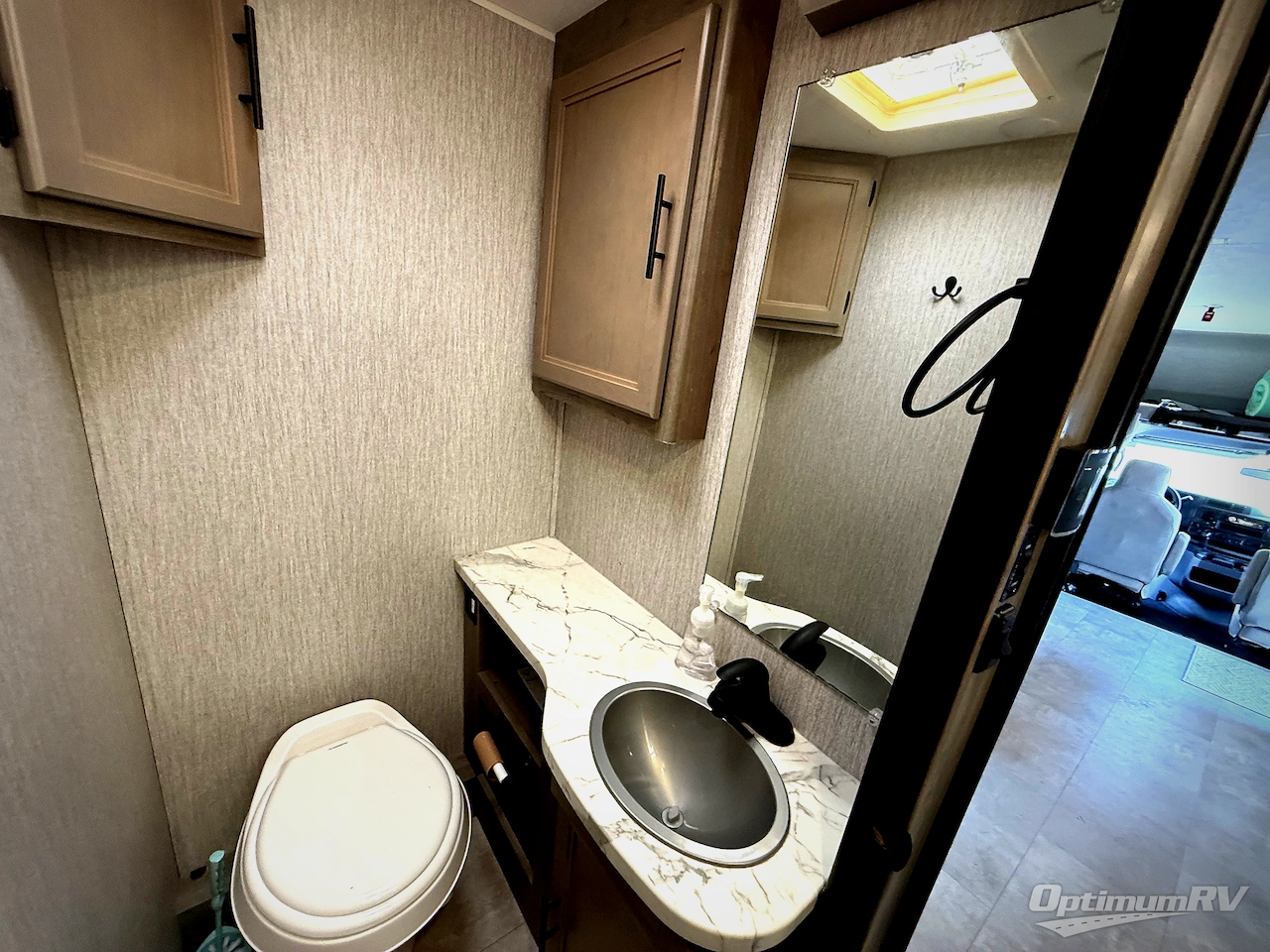 2021 Coachmen Freelander Premier 31MB Ford 450 Photo 20