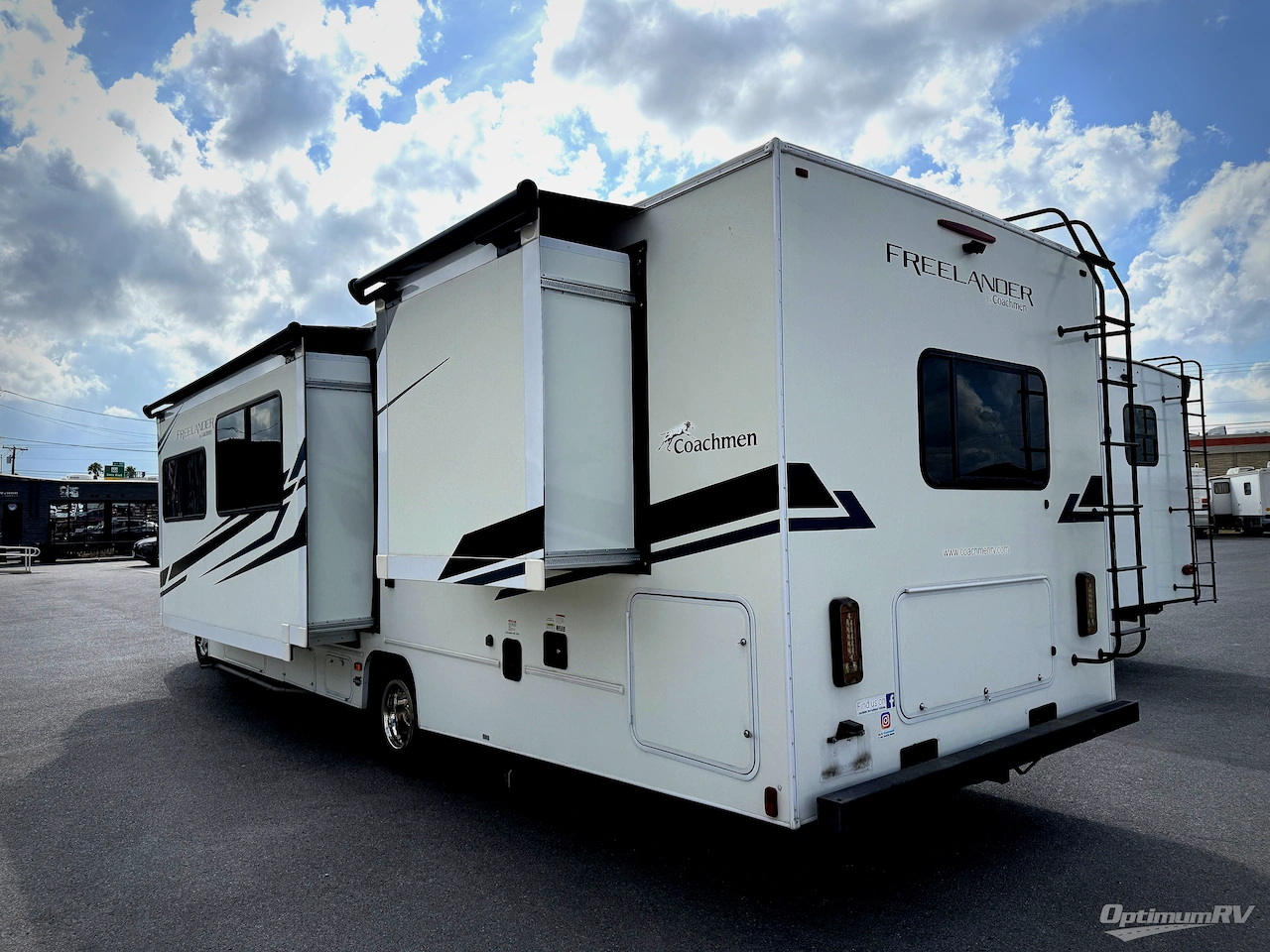2021 Coachmen Freelander Premier 31MB Ford 450 Photo 3