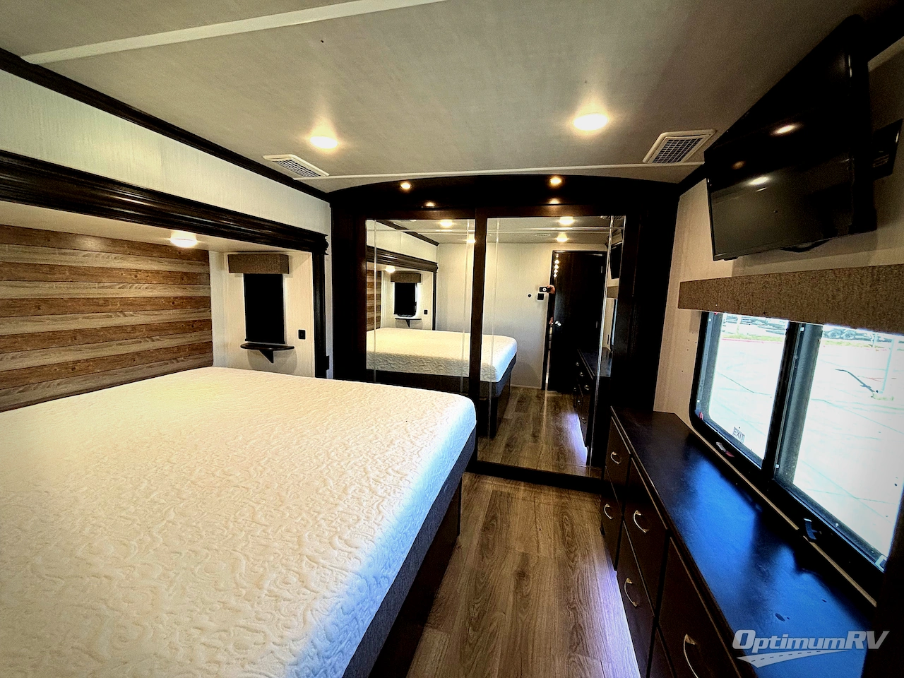 2020 Forest River Cedar Creek Hathaway Edition 36CK2 Photo 11