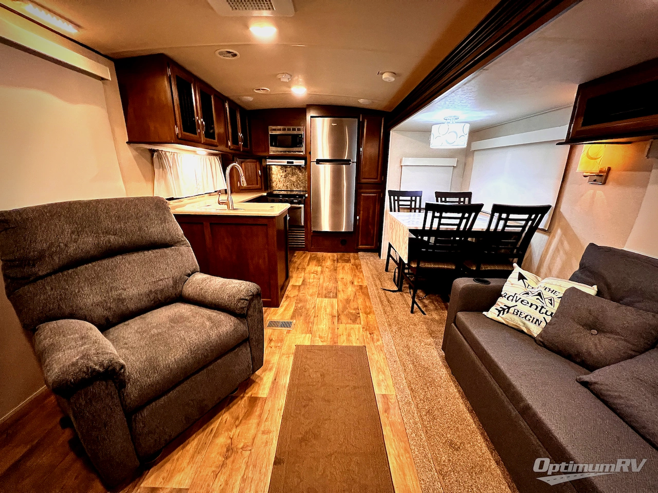 2017 Forest River Wildwood Heritage Glen 282RK Photo 5