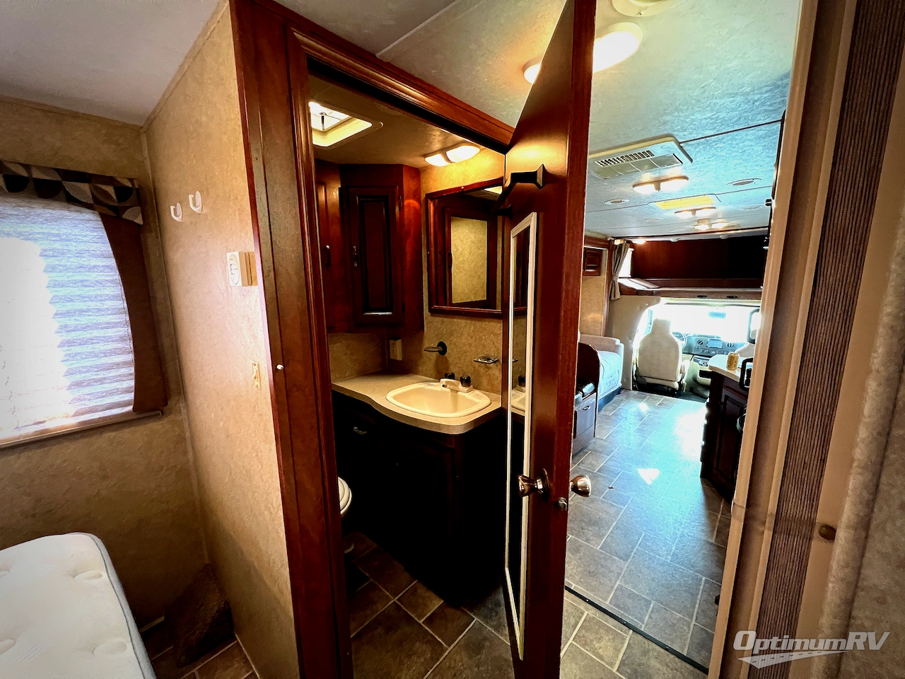 2012 Forest River Sunseeker 3100SS Photo 35