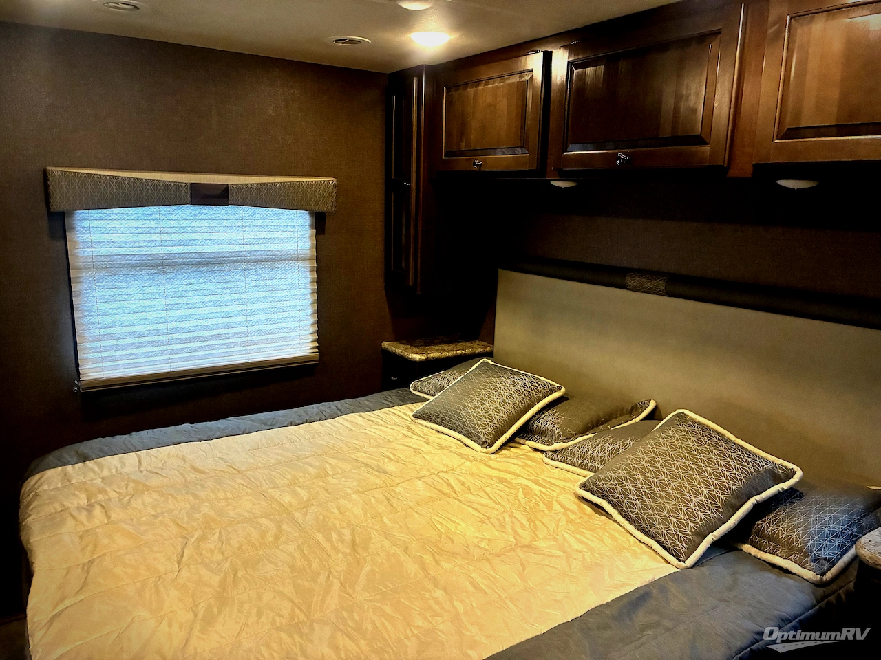 2019 Thor Windsport 34R Photo 12