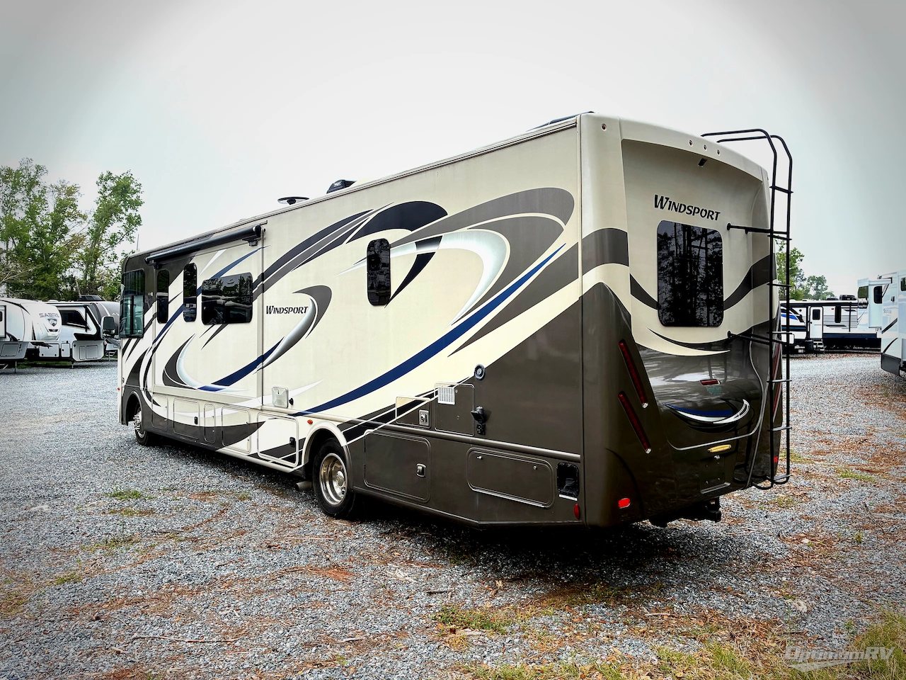 2019 Thor Windsport 34R Photo 3