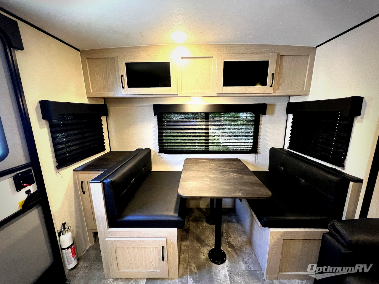 2022 Coachmen Apex Nano 213RDS Photo 5