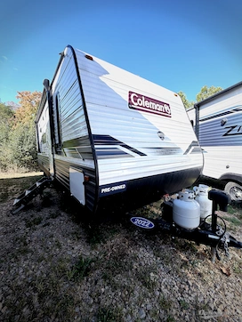 Used 2022 Dutchmen Coleman Lantern LT Series 262BH Featured Photo