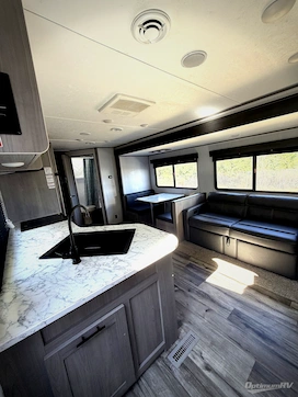 2022 Dutchmen Coleman Lantern LT Series 262BH RV Photo 3