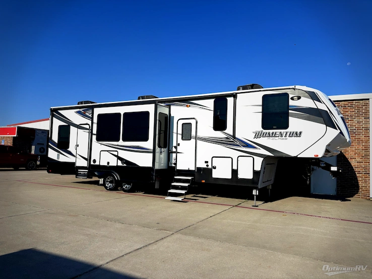 2017 Grand Design Momentum M-Class 350M RV Photo 1