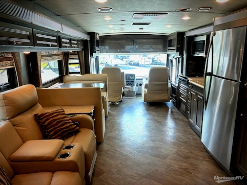 2019 Winnebago Forza 38F RV Photo 3