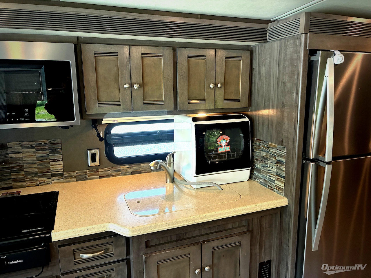 2019 Winnebago Forza 38F Photo 10