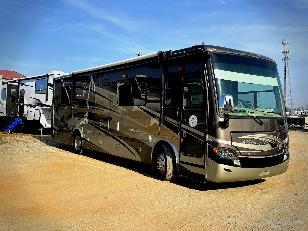 2013 Tiffin Allegro Breeze 32 BR Photo 1