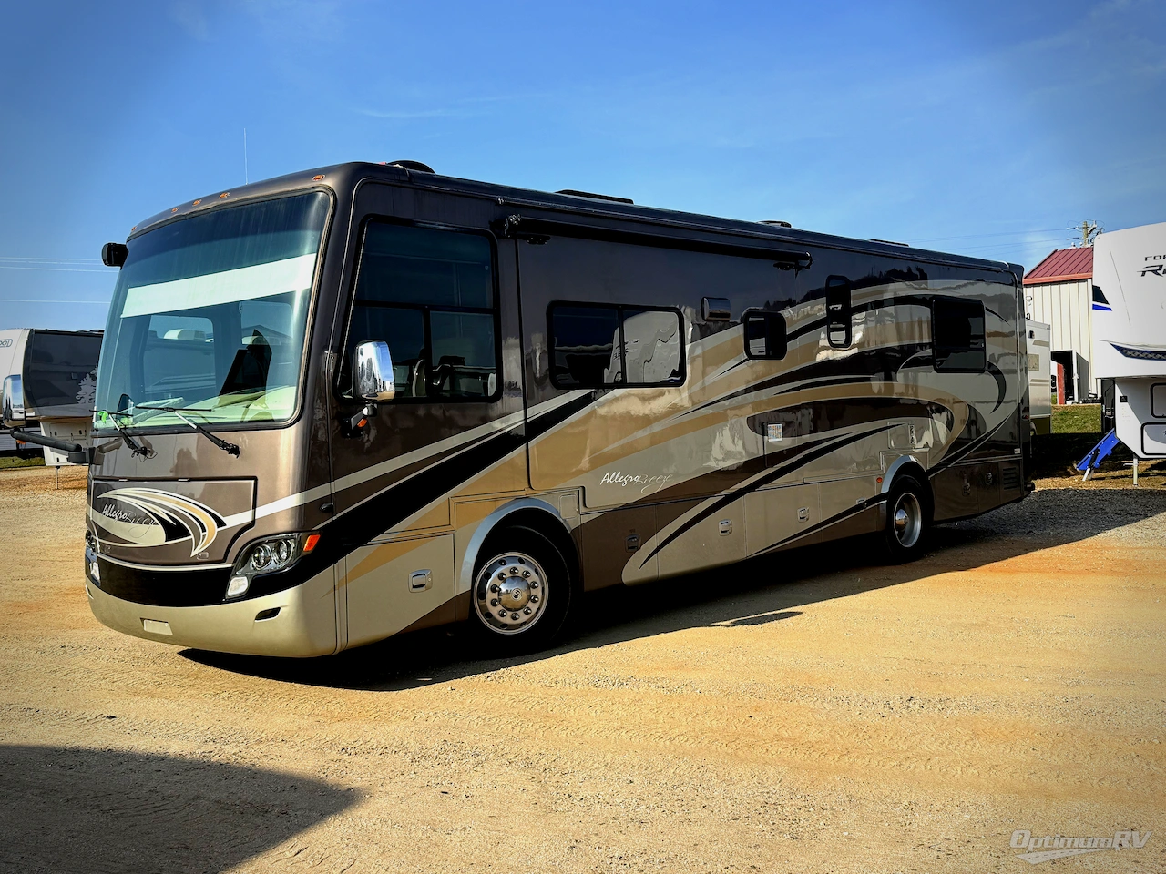 2013 Tiffin Allegro Breeze 32 BR Photo 4
