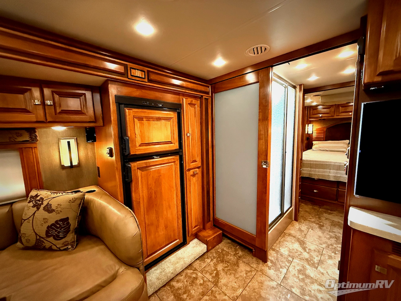 2013 Tiffin Allegro Breeze 32 BR Photo 13