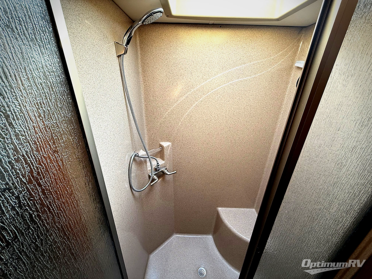 2013 Tiffin Allegro Breeze 32 BR Photo 18