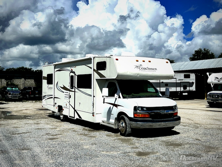 2014 Coachmen Freelander 28QB Chevy 4500 RV Photo 1