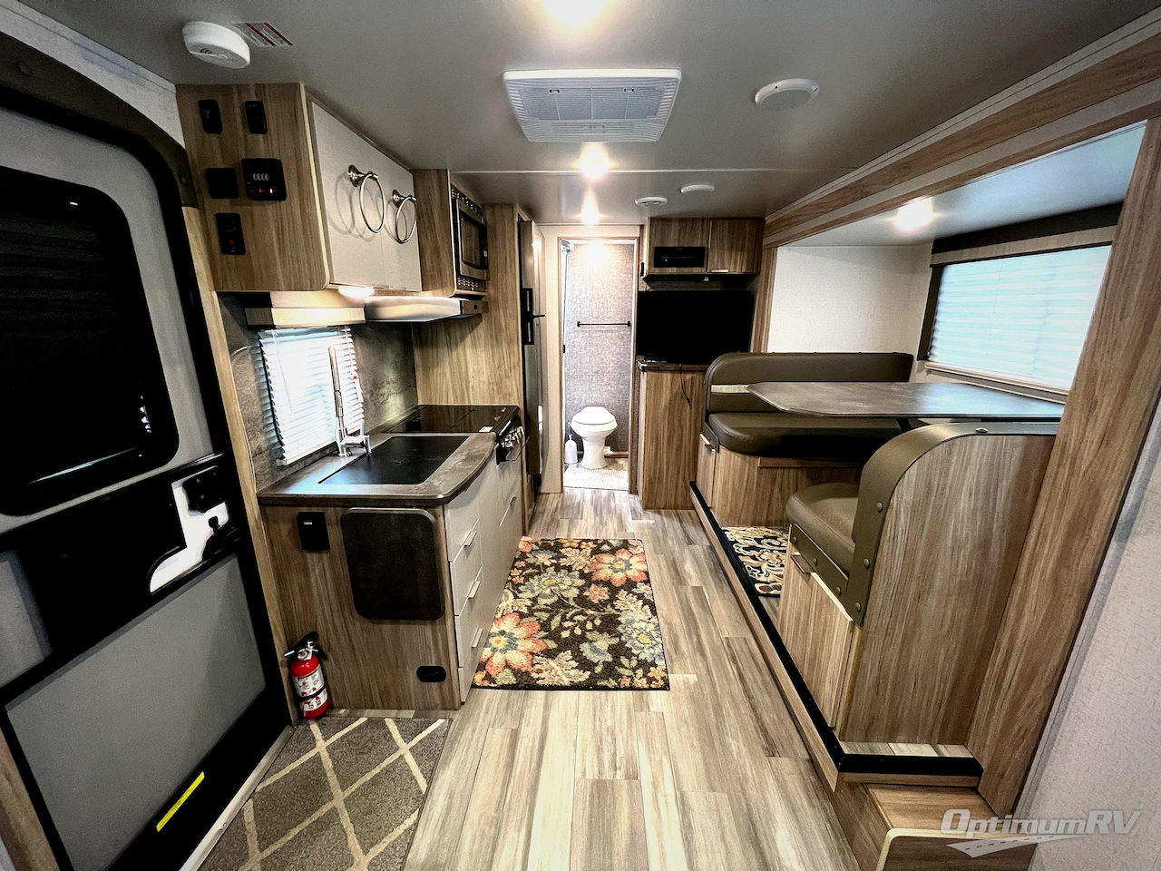 2021 Winnebago Towables Micro Minnie 2108DS Photo 5