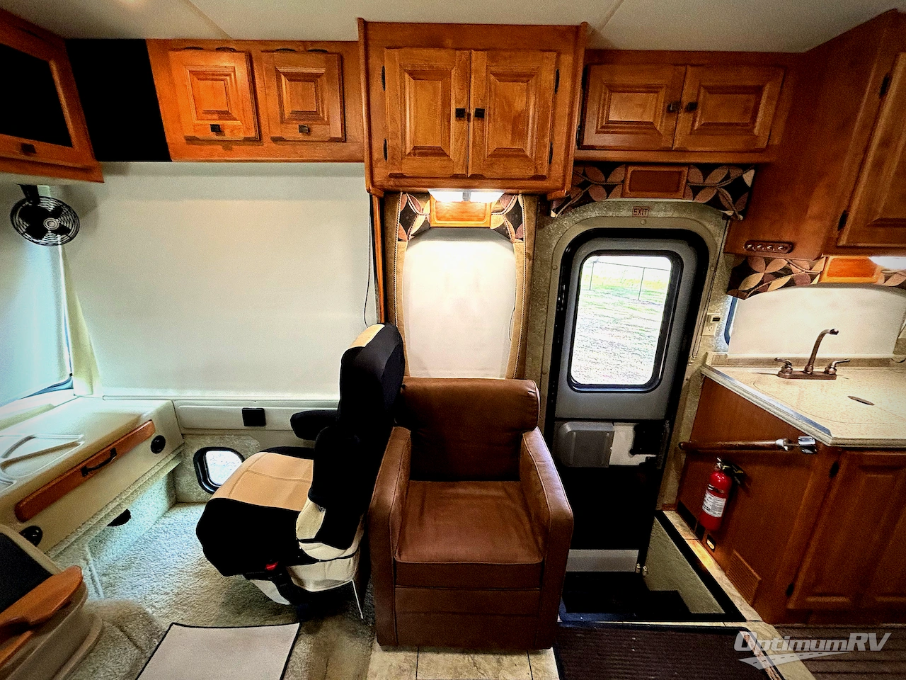 2011 Tiffin Allegro 32 BA Photo 11