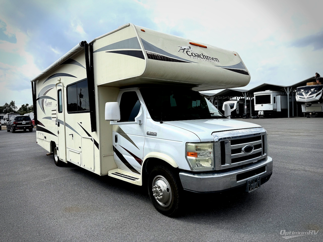 2016 Coachmen Freelander 26RS Chevy 4500 Photo 2