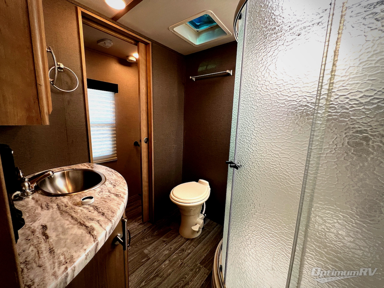 2020 Winnebago Towables Minnie Plus 29RBH Photo 36