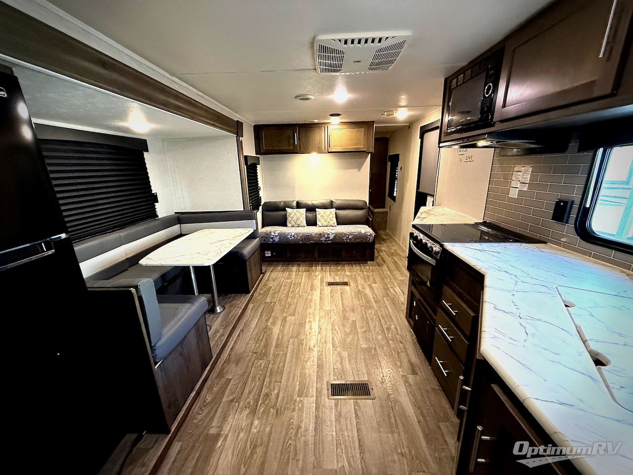 2020 Viking Ultra-Lite 24RBS Photo 13