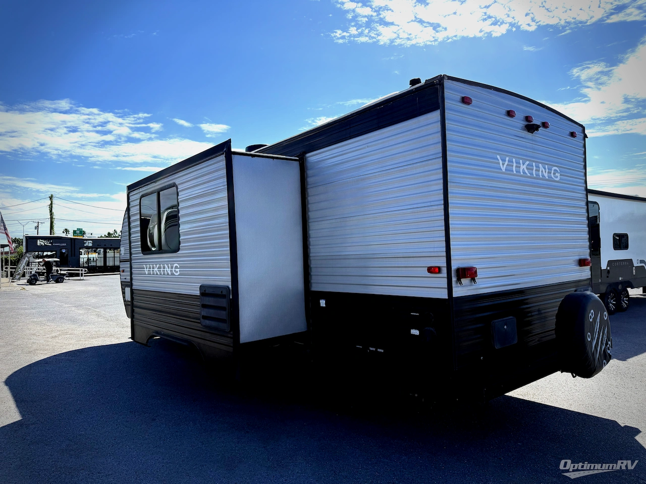 2020 Viking Ultra-Lite 24RBS Photo 3
