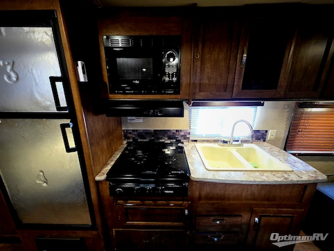 2016 Forest River Wildwood X-Lite 261BHXL RV Photo 3