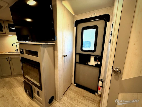 2022 Heartland North Trail 24DBS RV Photo 2
