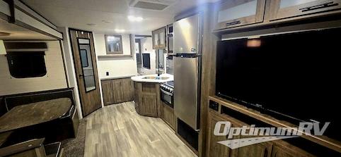 2021 Heartland Pioneer BH 280 RV Photo 4