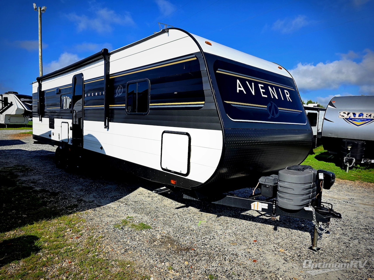 2024 Cruiser Avenir A-32BH Photo 1