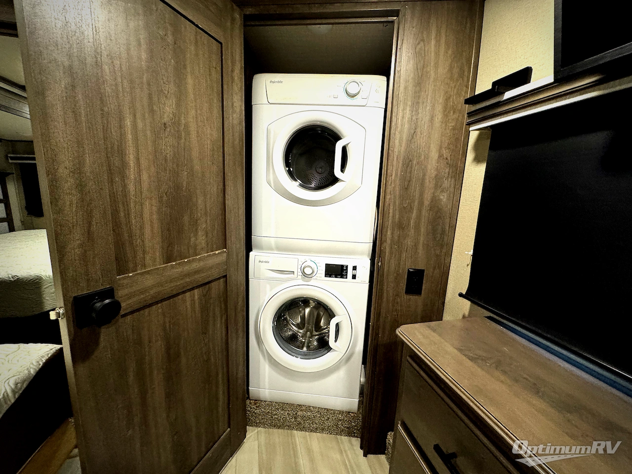 2021 Grand Design Solitude 378MBS Photo 13