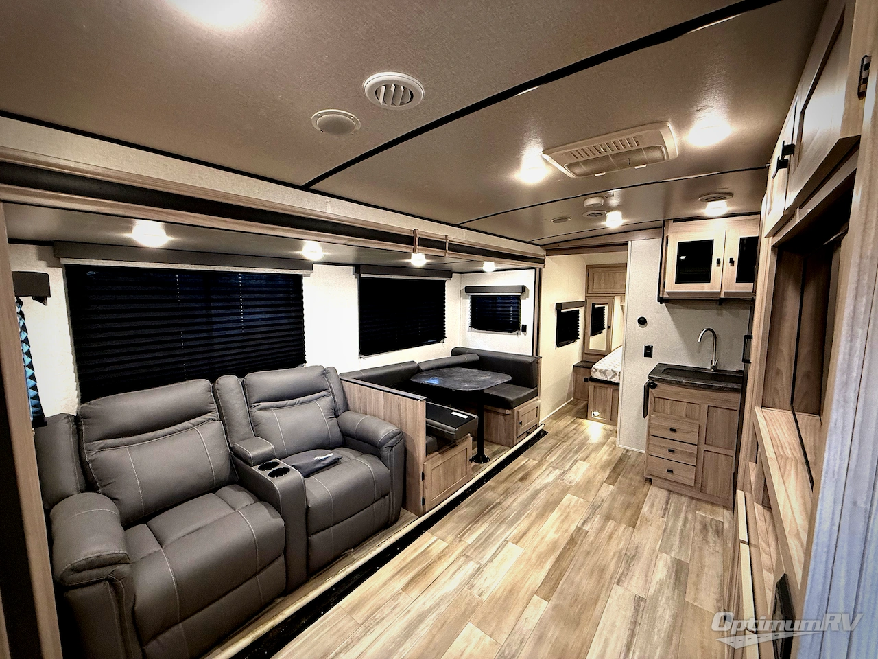 2023 Coachmen Northern Spirit Ultra Lite 2557RB Photo 4