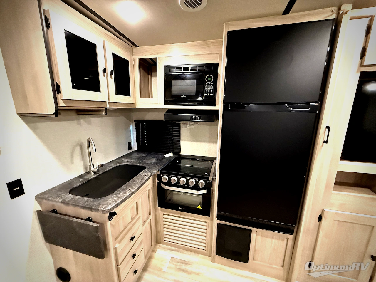2023 Coachmen Northern Spirit Ultra Lite 2557RB Photo 8