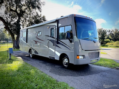 Used 2014 Itasca Sunstar 31KE Featured Photo