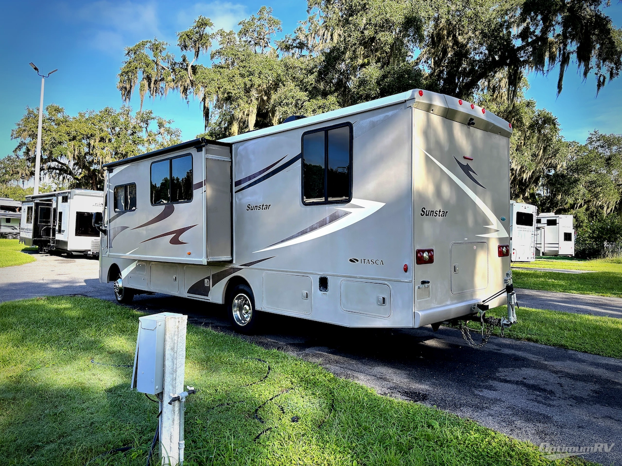 2014 Itasca Sunstar 31KE Photo 3