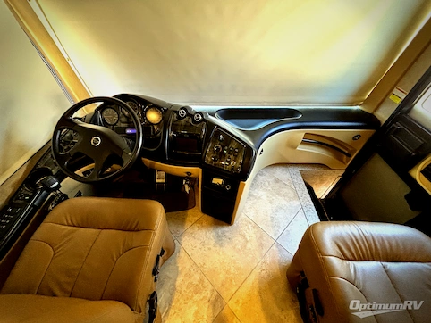 2014 Thor Tuscany XTE 34ST RV Photo 2