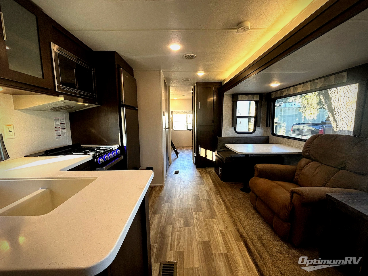 2020 Forest River Salem 33TS Photo 5