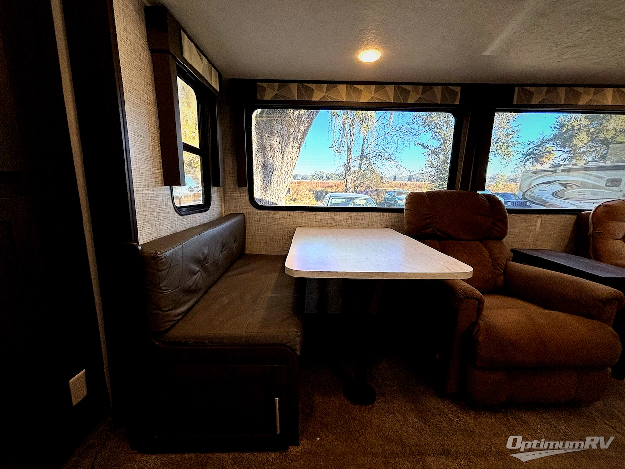 2020 Forest River Salem 33TS Photo 10