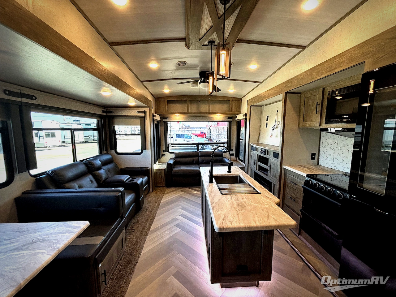 2021 Forest River Wildwood Heritage Glen 369BL Photo 4