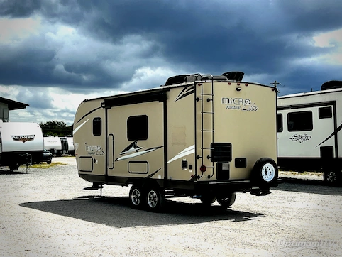 2020 Forest River Flagstaff Micro Lite 21DS RV Photo 3