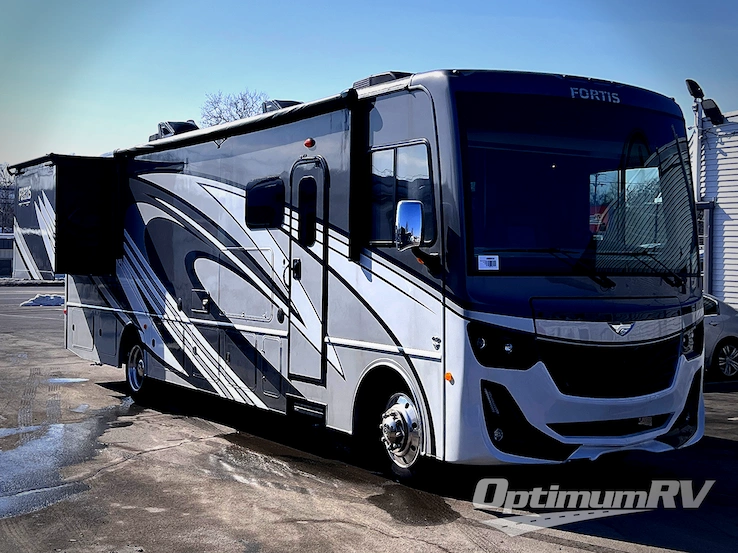 2023 Fleetwood Fortis 34MB RV Photo 1