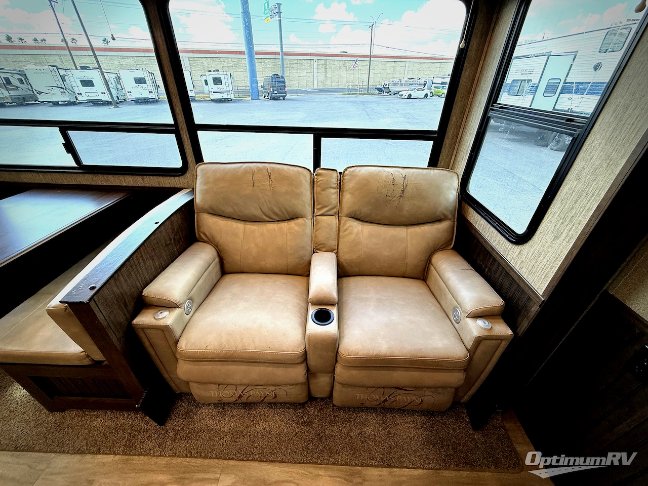 2020 Grand Design Solitude S-Class 3740BH Photo 6