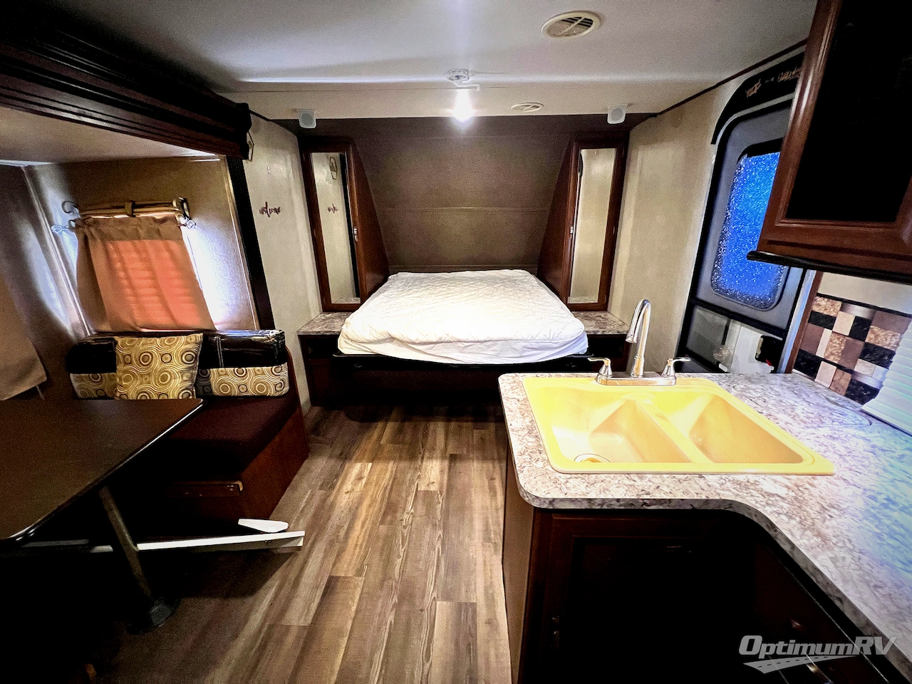 2016 Forest River Vibe Extreme Lite 250BHS Photo 5