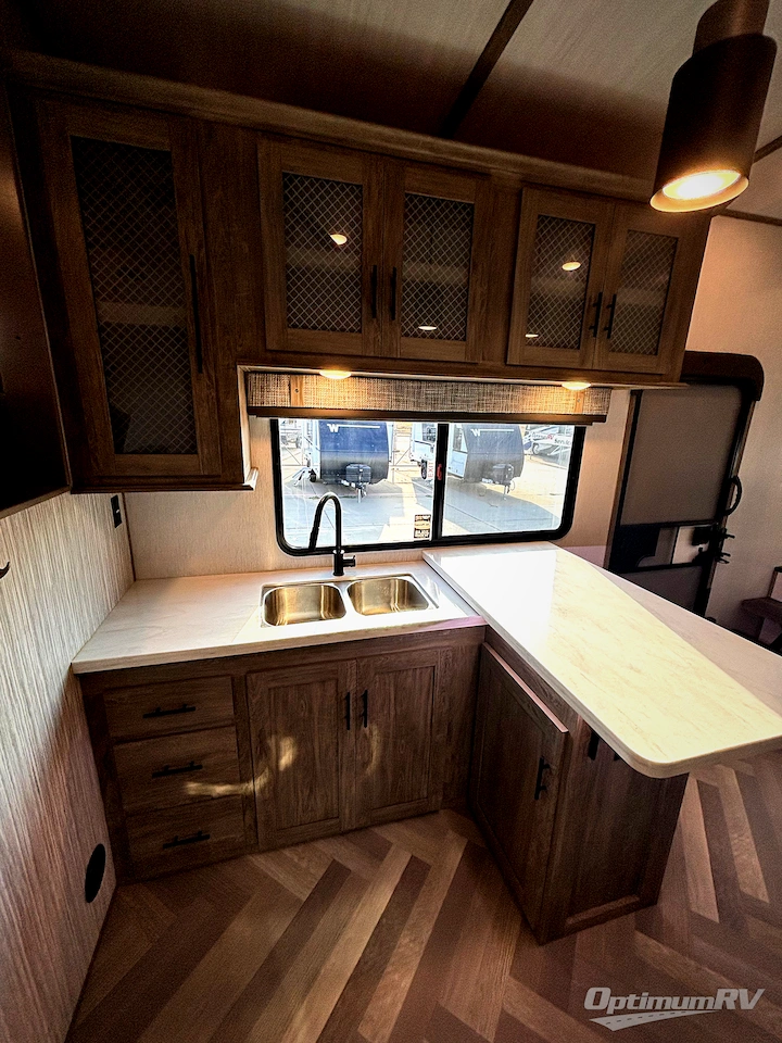 2022 Forest River Wildwood Heritage Glen Elite Series 36FL Photo 14