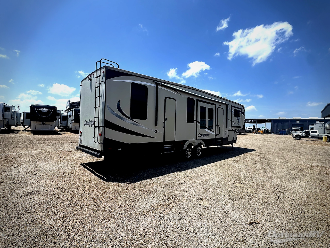 2018 Forest River Sandpiper 377FLIK Photo 2