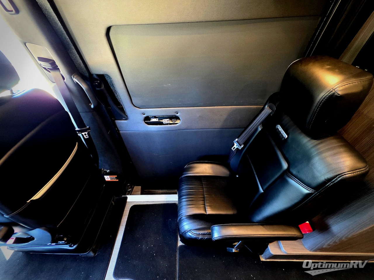 2020 Airstream Interstate Lounge EXT Std. Model Photo 20