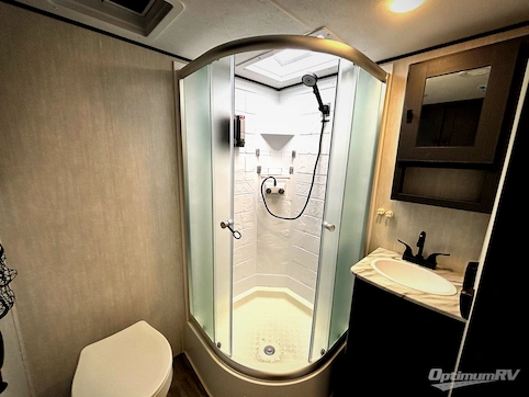 2024 Coachmen Apex Ultra-Lite 251RBK RV Photo 4