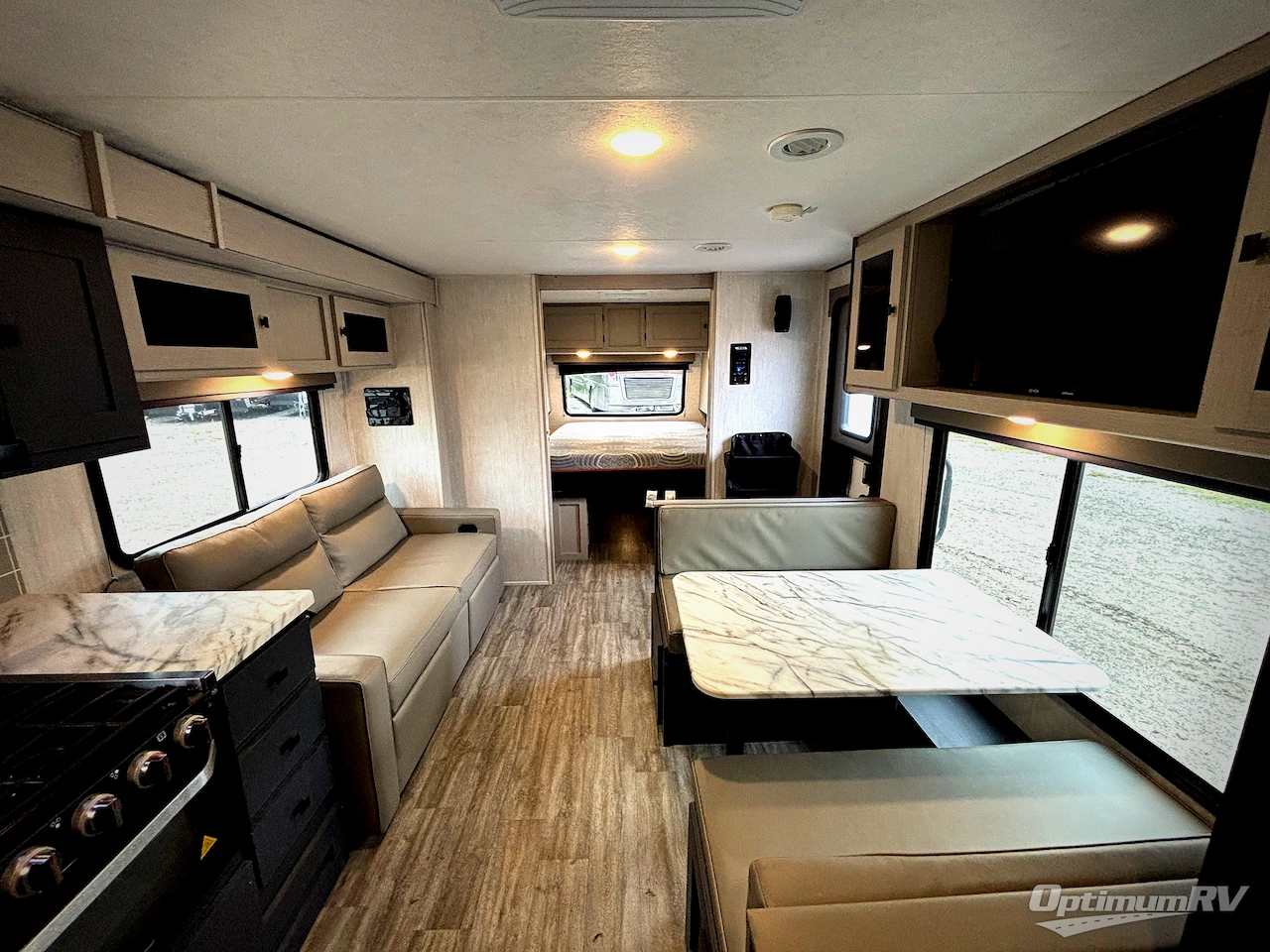 2024 Coachmen Apex Ultra-Lite 251RBK Photo 5