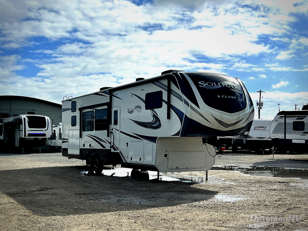 2022 Grand Design Solitude S-Class 3950BH Photo 1