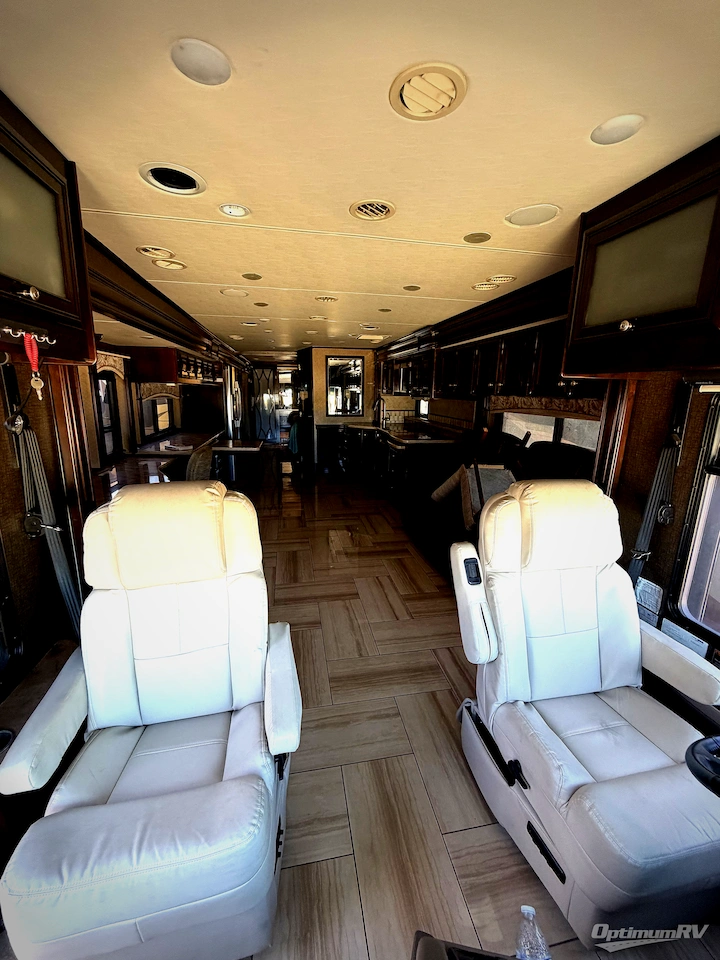 2015 Thor Tuscany 45AT Photo 2