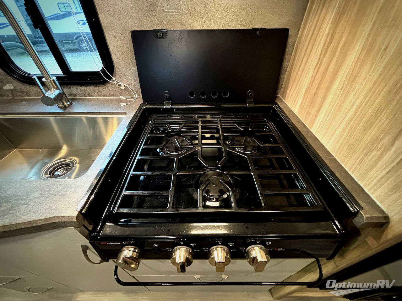2021 Winnebago Towables Micro Minnie 2108TB Photo 12